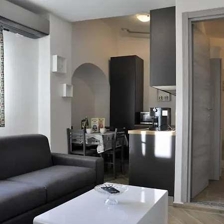 Elena House In Faraldi Apartamento
